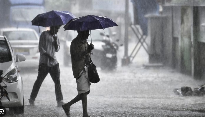 കാലവർഷം നേരത്തേ എത്തിയേക്കും: ഈമാസം 18നും 25നും ഇടയ്ക്ക് എത്താൻ സാധ്യത; വേനൽമഴ ശക്തമാകും.