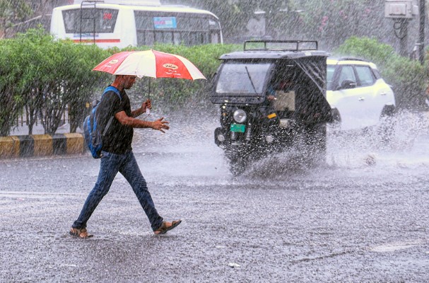 സംസ്ഥാനത്ത് 5 ദിവസം മഴയ്ക്ക് സാധ്യത, യെലോ അലർട്ട് പ്രഖ്യാപിച്ചു