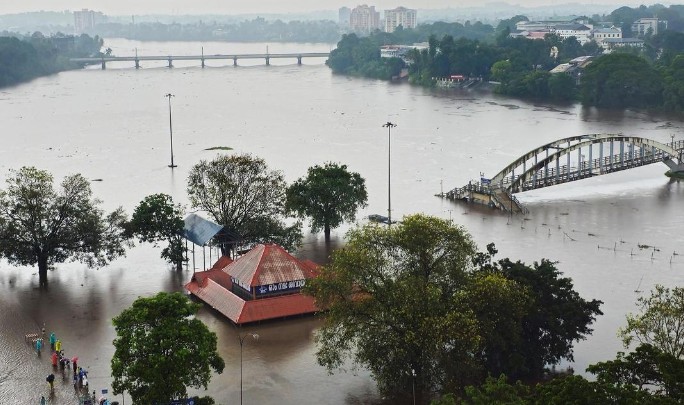 കേരളത്തിൽ മഴയ്ക്ക് ശമനമാകുന്നു; തീവ്രമഴയ്ക്ക് കാരണമായ ന്യൂനമർദ്ദവും ദുർബലമായി